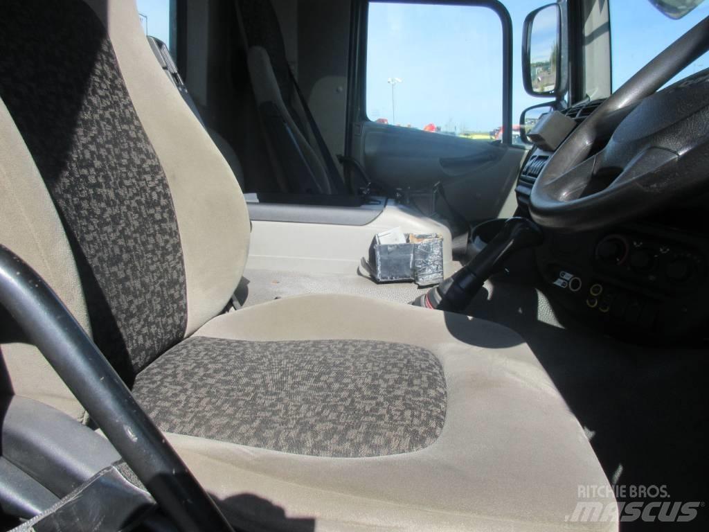 DAF 75.310 Nosturiautot