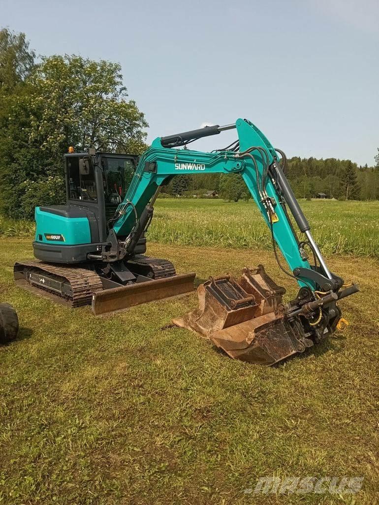 Sunward SWE60UF Midikaivukoneet 7t - 12t