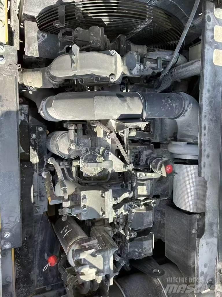 Komatsu 450LC-8 Telakaivukoneet