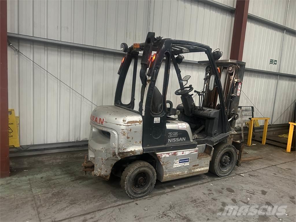 Nissan FD02A25Q Dieseltrukit