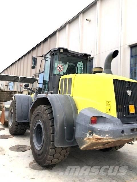 CASE 821G Pyöräkuormaajat