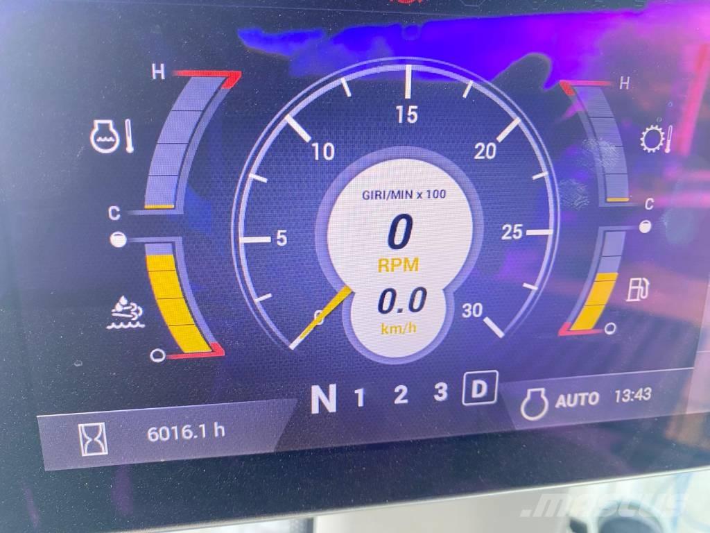 CASE 821G Pyöräkuormaajat