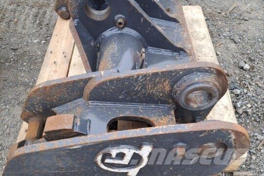 Develon Hitch Minikaivukoneet < 7t