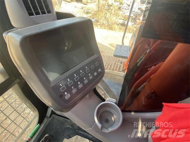 Hitachi ZX240H Telakaivukoneet