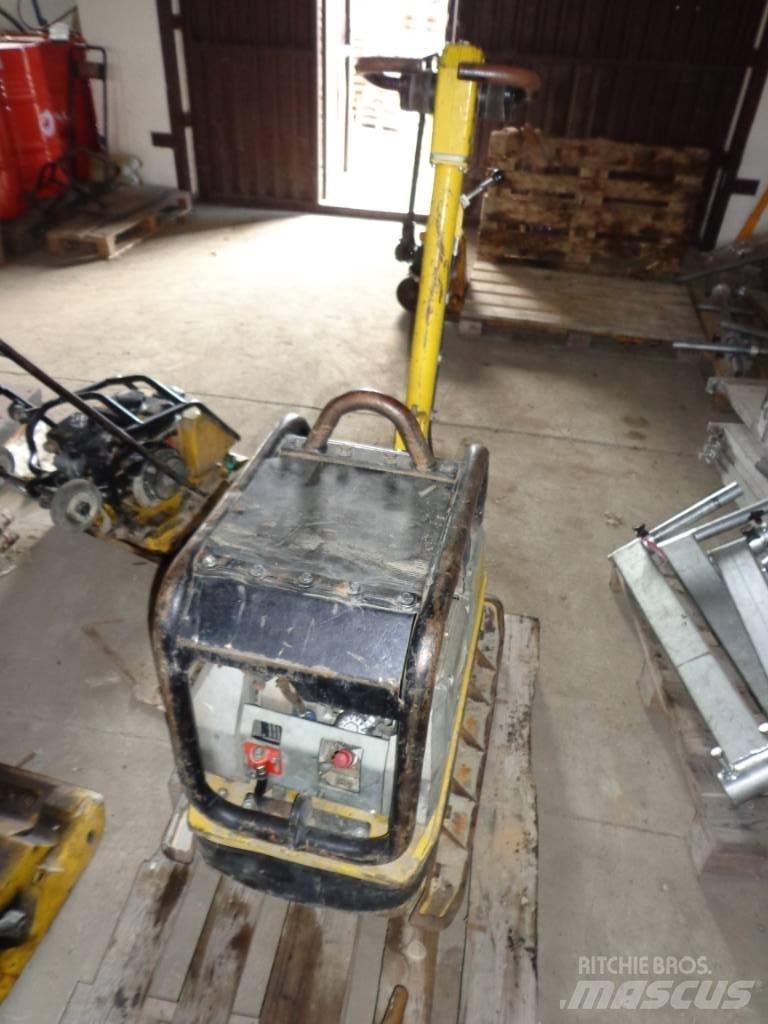 Wacker DPU4045H Tärylevyt