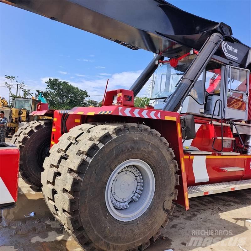 Kalmar DRF 450 Konttikurottajat