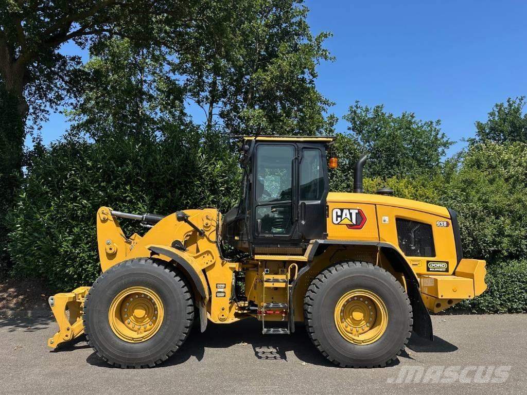 CAT 938 Pyöräkuormaajat