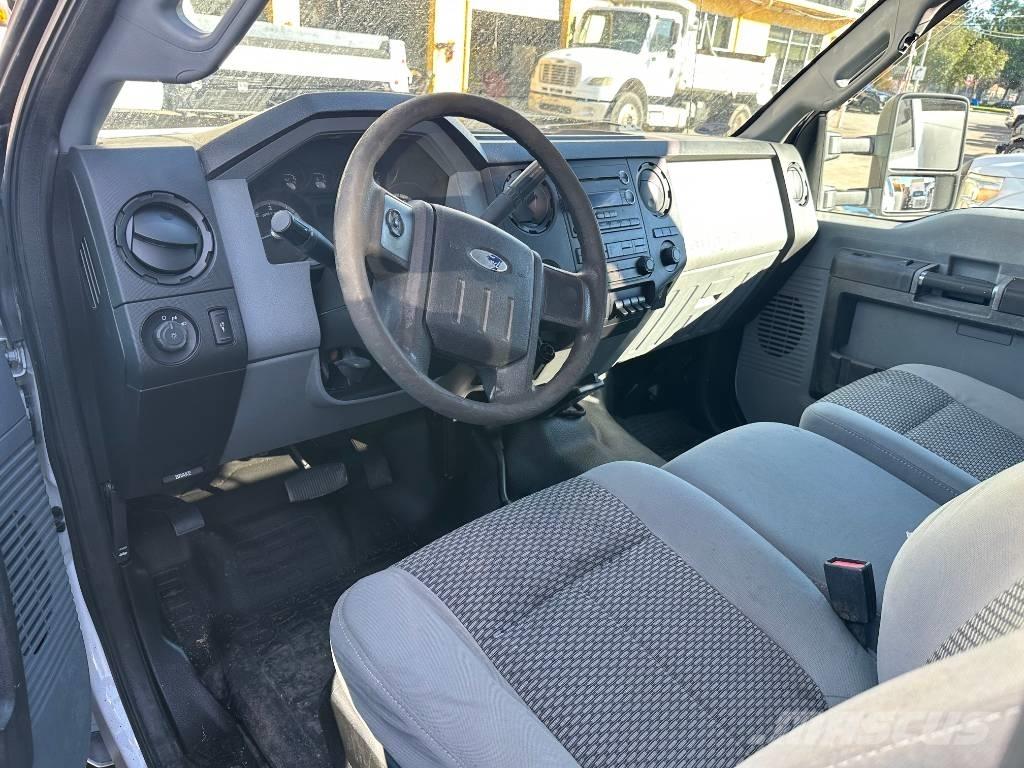 Ford F 550 SD Tienhoitoautot