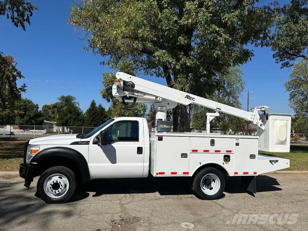 Altec AT 235 Nostolava-autot