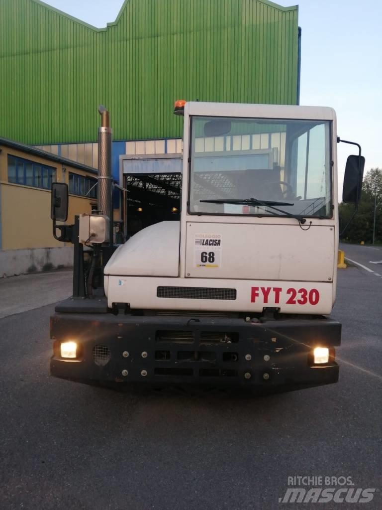  CVS FYT230 Terminaalitraktorit