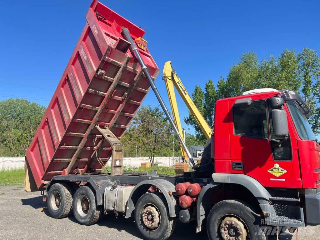 Iveco Trakker 440 Sora- ja kippiautot