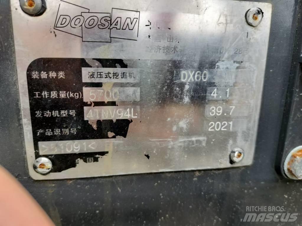 Doosan DX 60 Minikaivukoneet < 7t