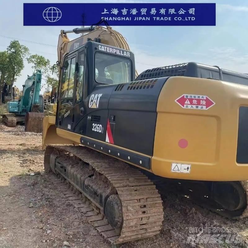 CAT 326 D Midikaivukoneet 7t - 12t
