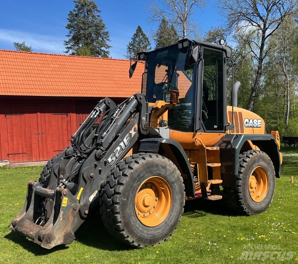 CASE 521 F XT Pyöräkuormaajat