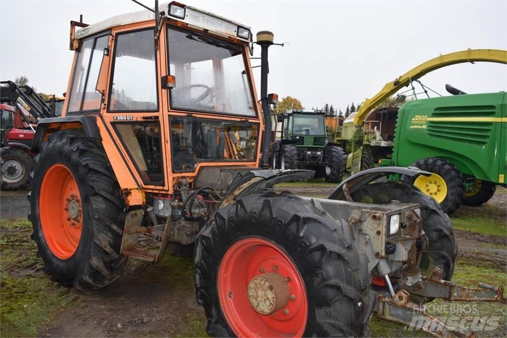 Fendt 380 GTA Traktorit