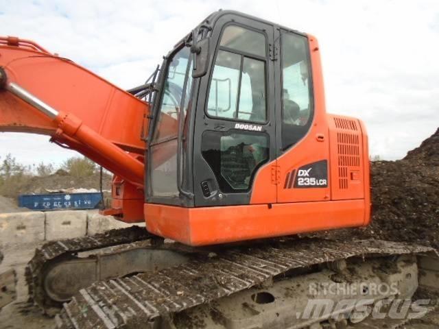Doosan DX 235 LCR Telakaivukoneet