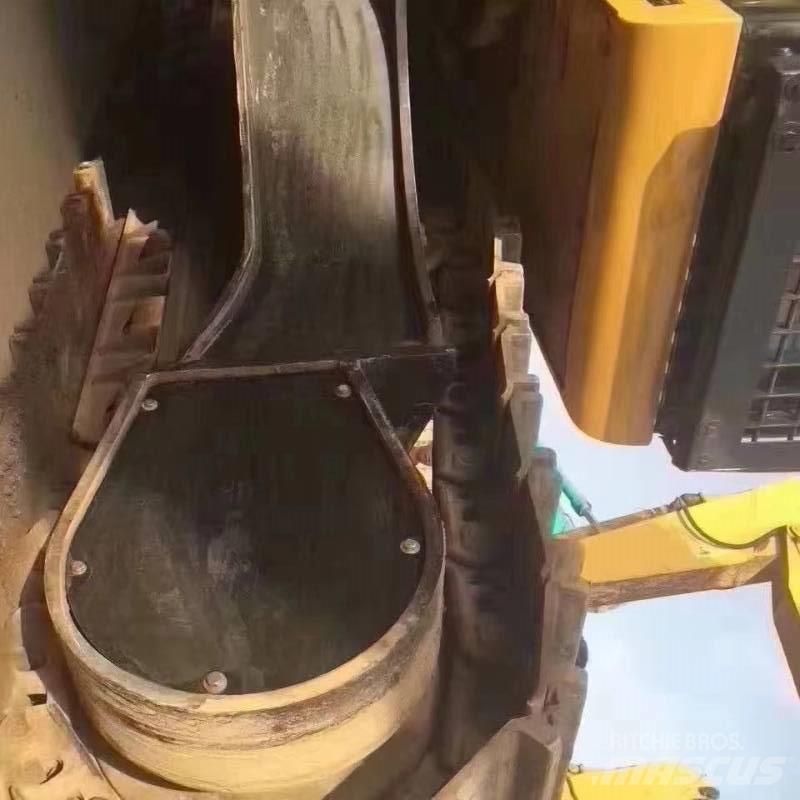 CAT 340 D L Telakaivukoneet