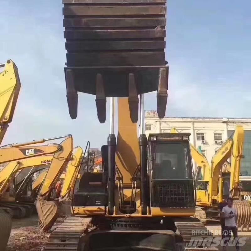 CAT 340 D L Telakaivukoneet