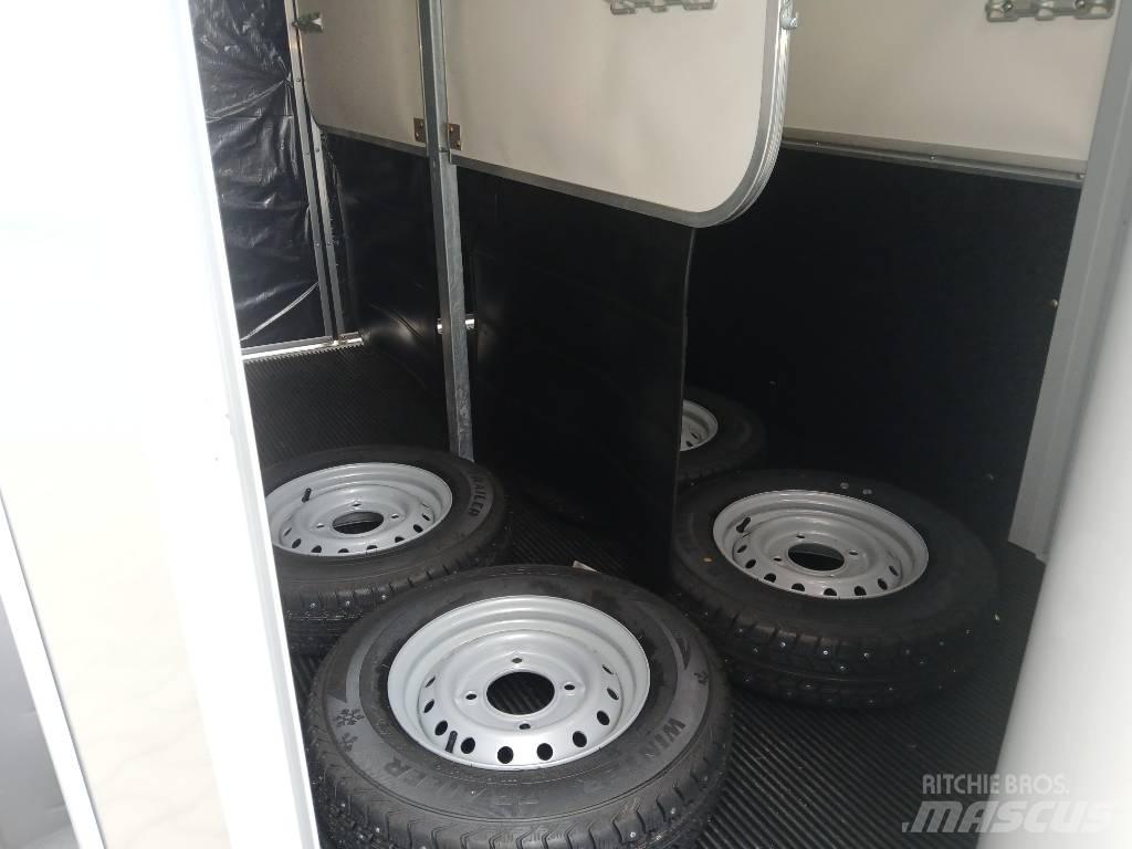  Ifor-Williams HB506 Eläinkuljetusperävaunut