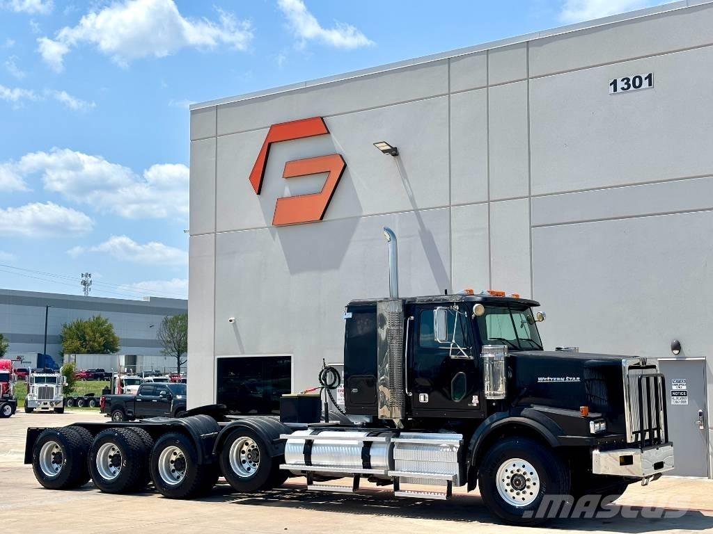 Western Star 4900 SA Vetopöytäautot