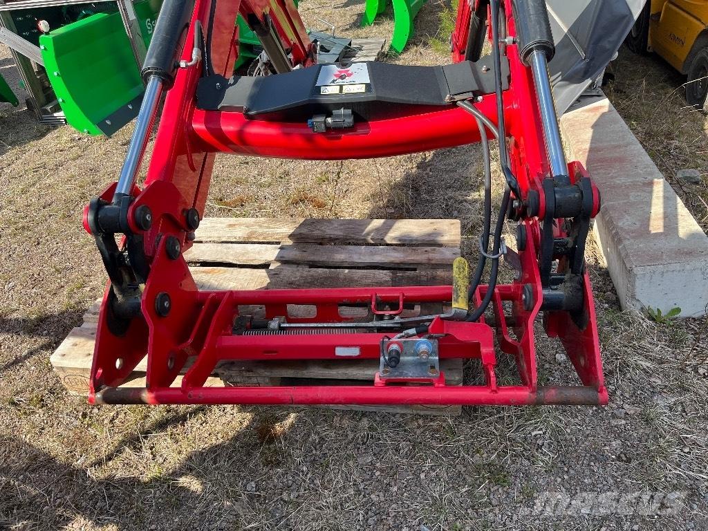 Massey Ferguson 945 Etukuormaimet ja kaivuulaitteet