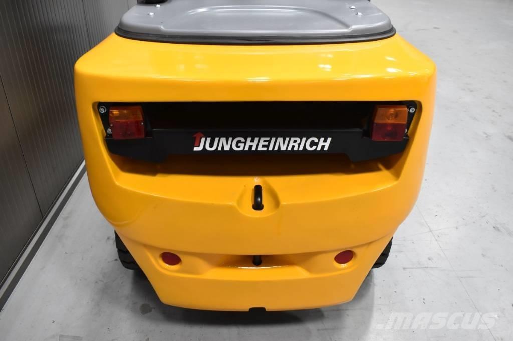 Jungheinrich DFG 435 Dieseltrukit