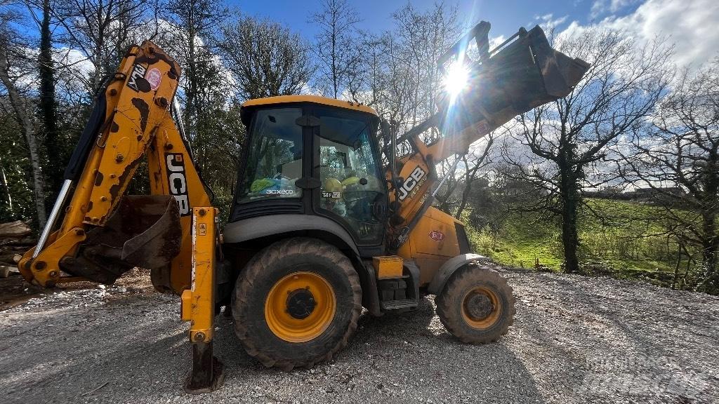 JCB 3 CX Kaivurikuormaajat