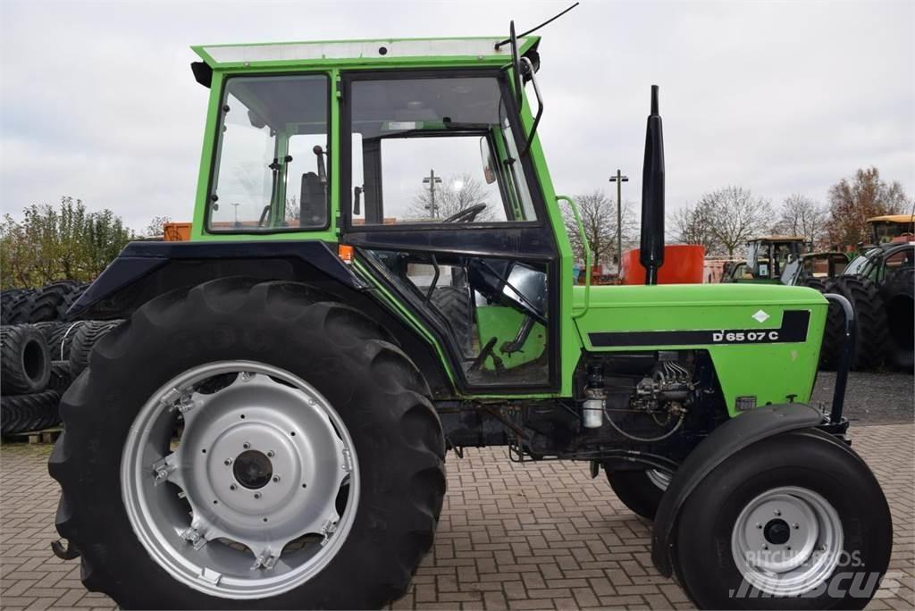 Deutz-Fahr D6507C Traktorit