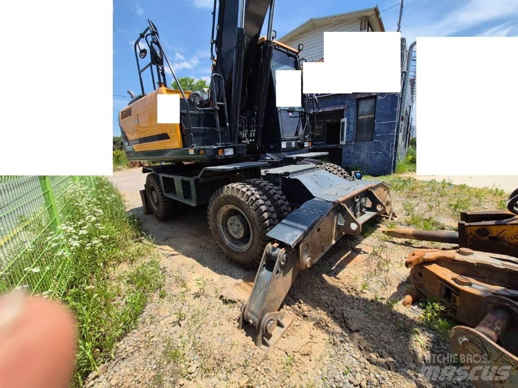 Hyundai HW 210 A Pyöräkaivukoneet