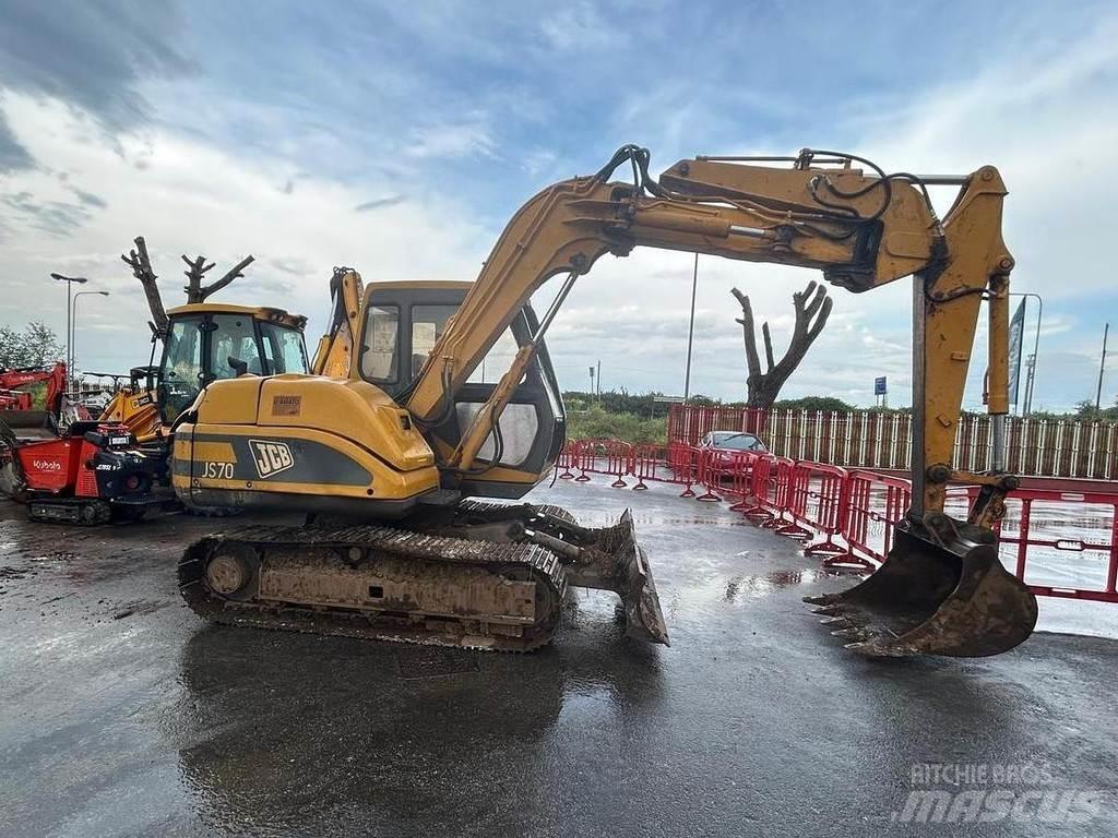 JCB JS70 Midikaivukoneet 7t - 12t