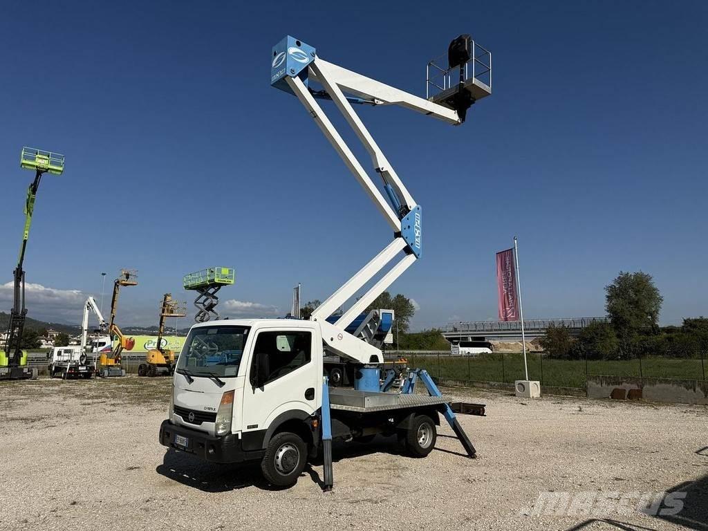 Socage DA320 Nostolava-autot
