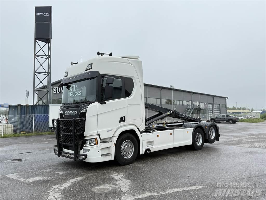 Scania R650 6X2 Koukkulava kuorma-autot