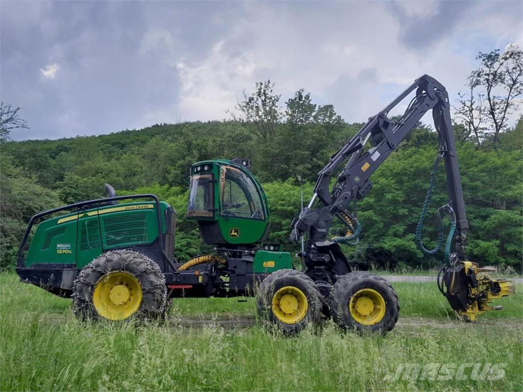 John Deere 1270 G Harvesterit