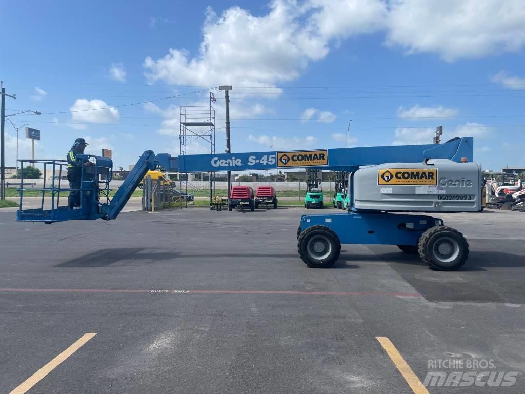 Genie S 45 Teleskooppipuominostimet