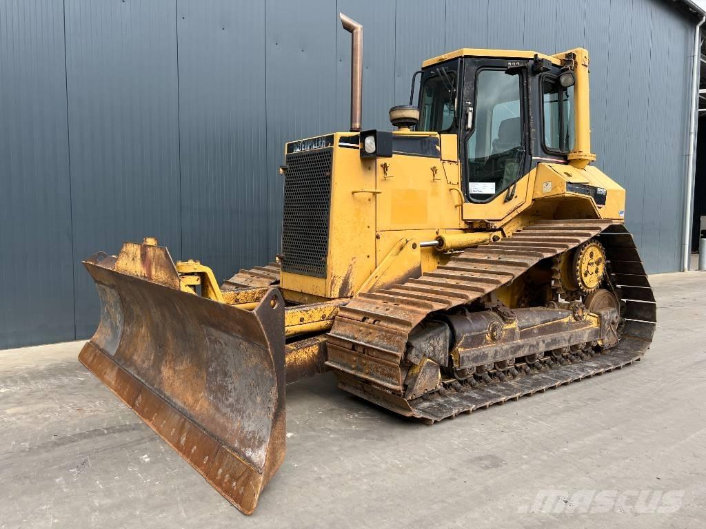 CAT D5M LGP Telaketjupuskutraktorit