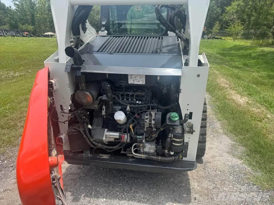 Bobcat T 590 Liukuohjatut kuormaajat