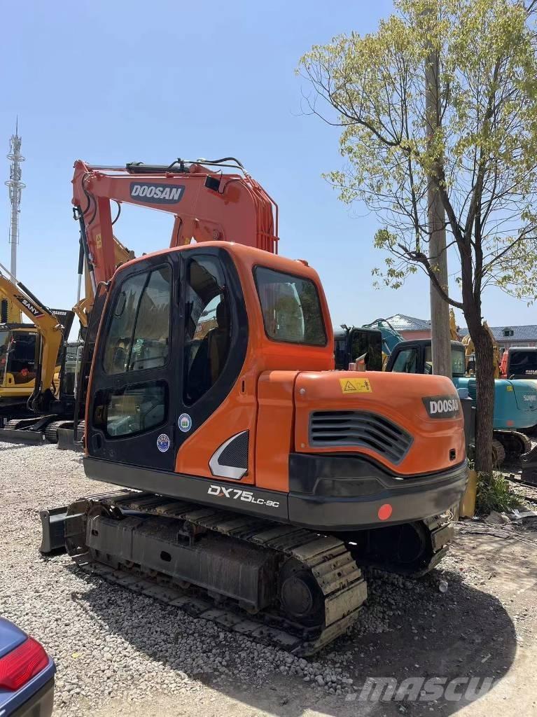 Doosan DX 75-9 C Midikaivukoneet 7t - 12t
