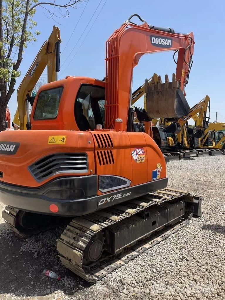Doosan DX 75-9 C Midikaivukoneet 7t - 12t
