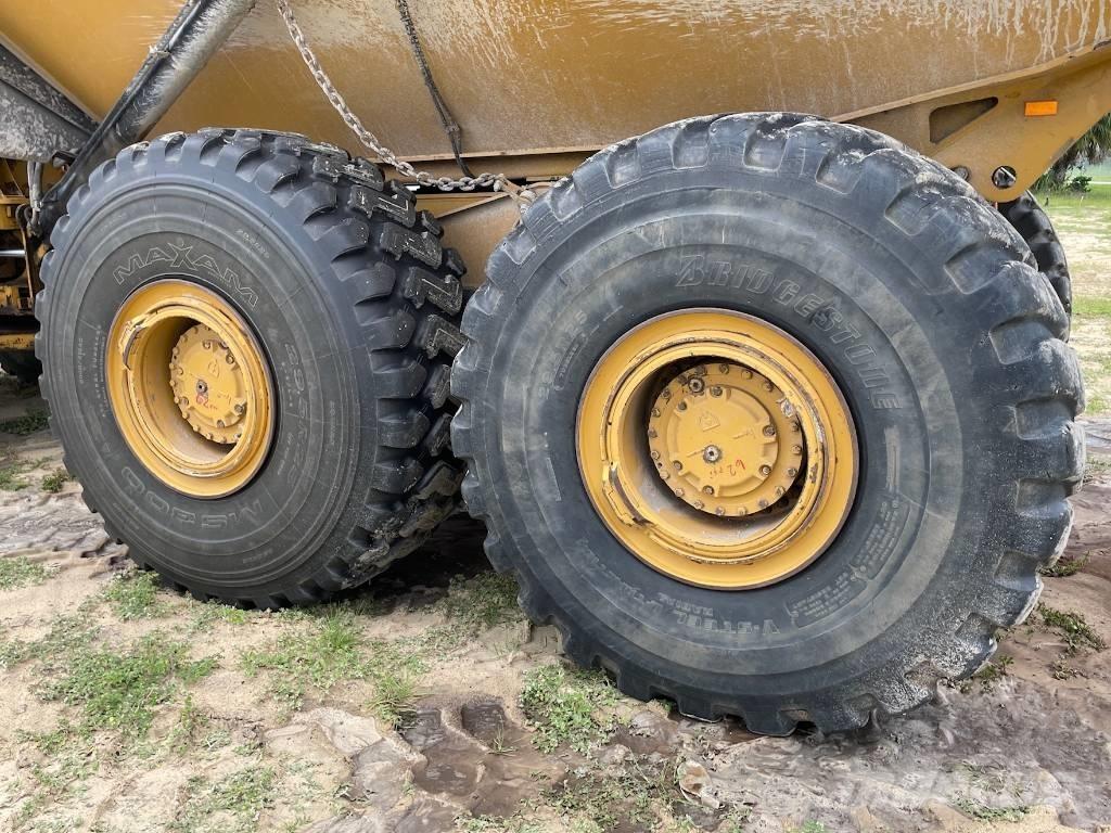 CAT 740 GC Dumpperit