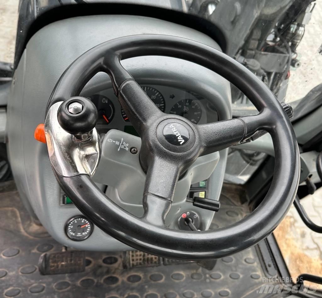Valtra T 190 Traktorit