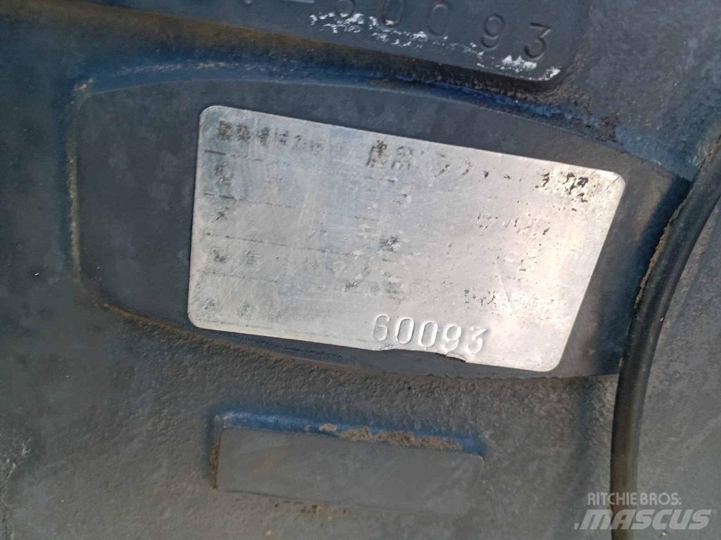 Mitsubishi D 3850FD Traktorit