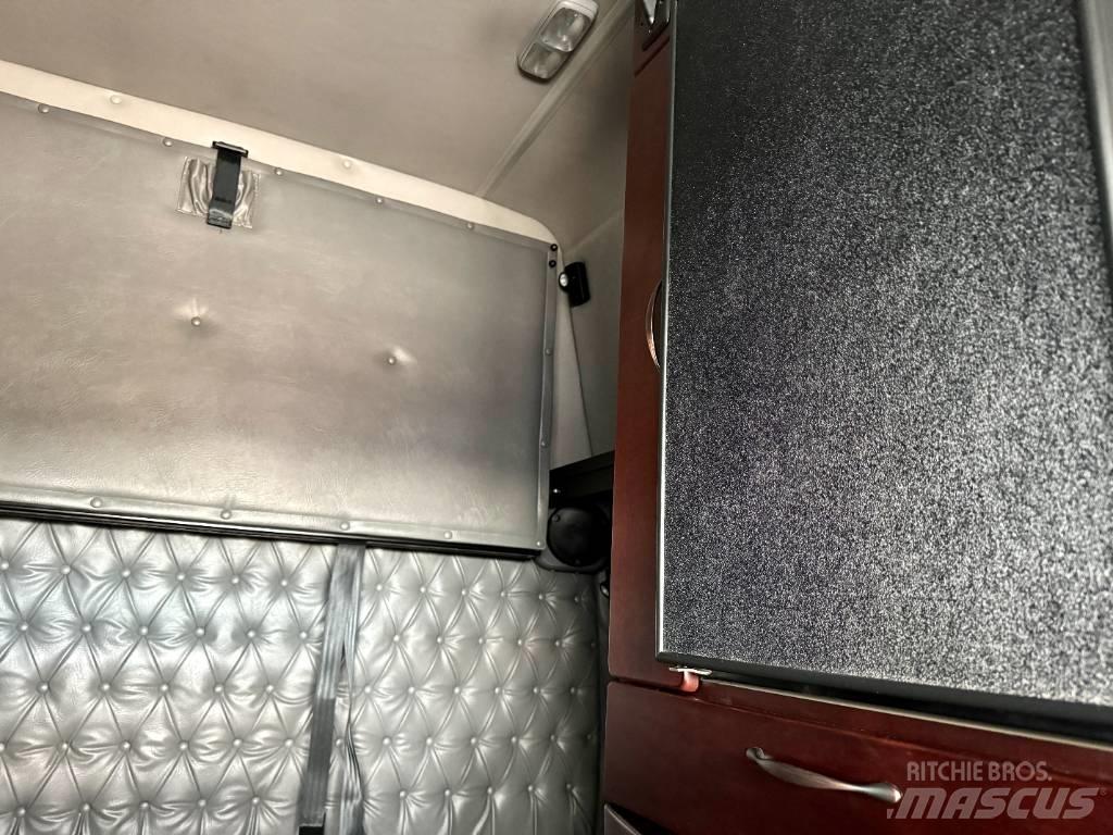 Western Star 4900 Vetopöytäautot