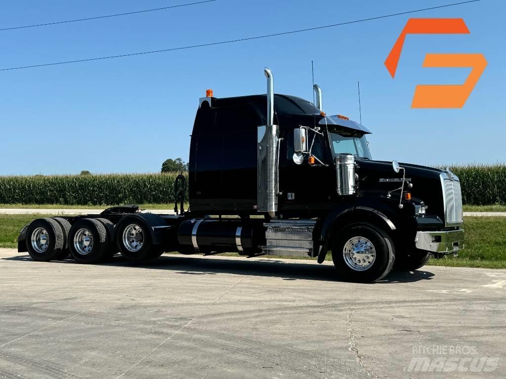 Western Star 4900 Vetopöytäautot