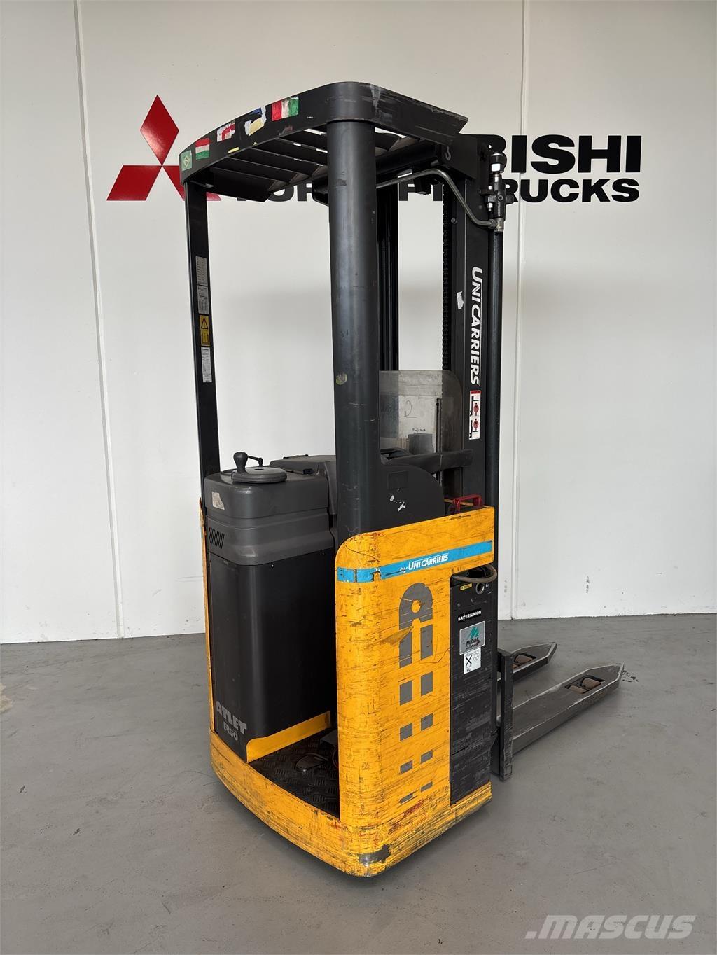 Atlet A160 Ajettavat pinoamisvaunut