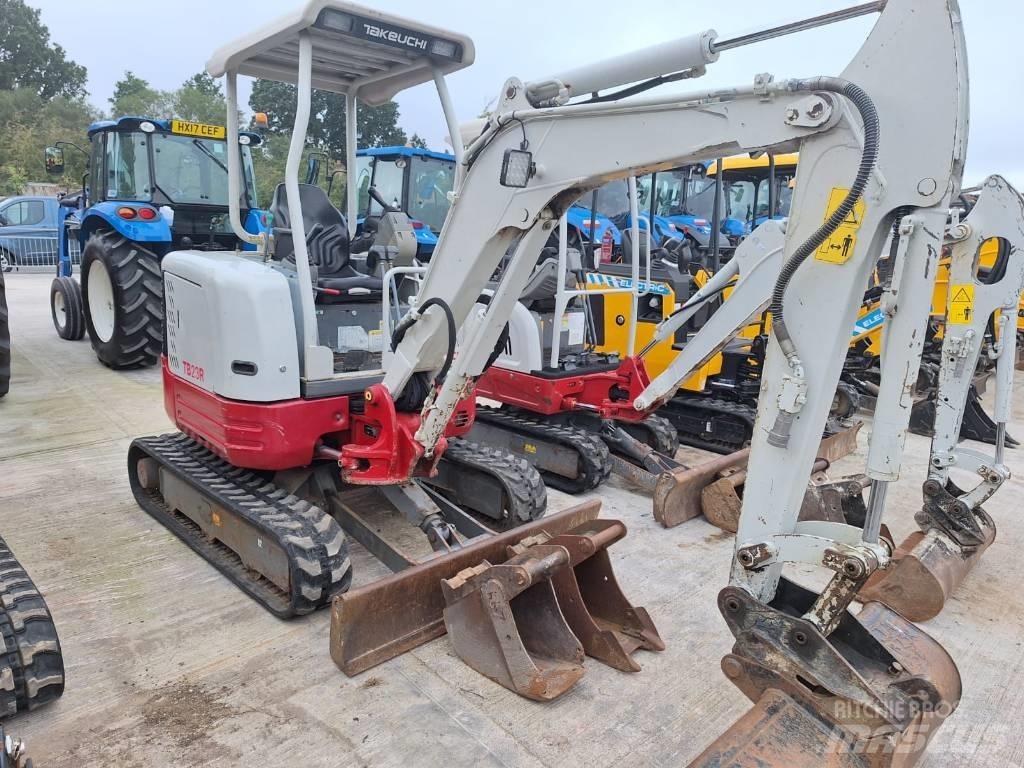 Takeuchi TB23R Minikaivukoneet < 7t