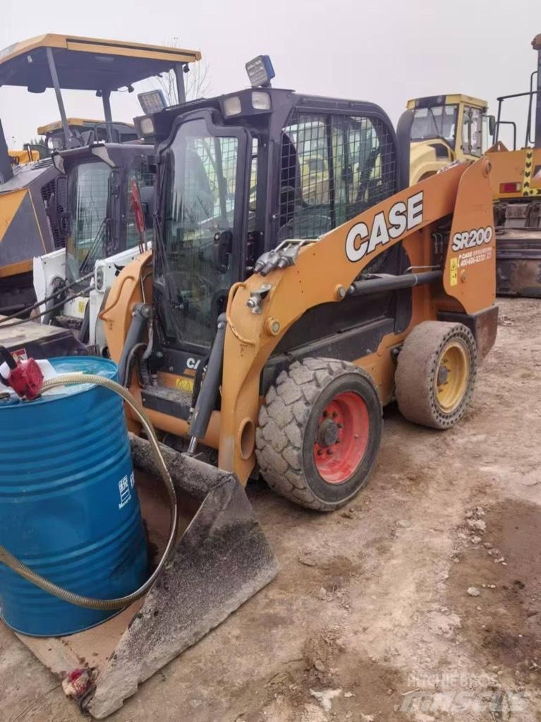 CASE SR 200 Liukuohjatut kuormaajat