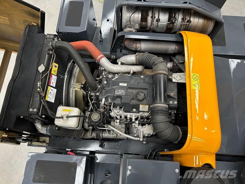 Kato CR 130 Ri Mobiilinosturit