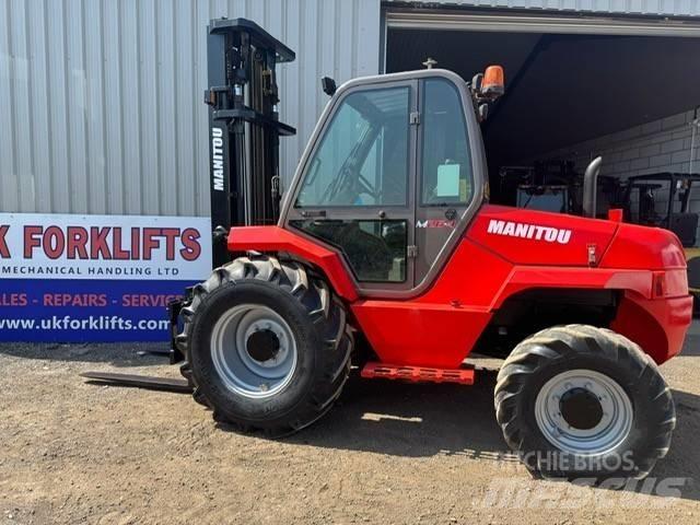 Manitou M 26.4 Maastotrukit