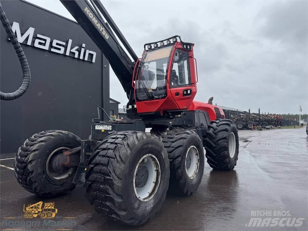 Komatsu 951 Harvesterit