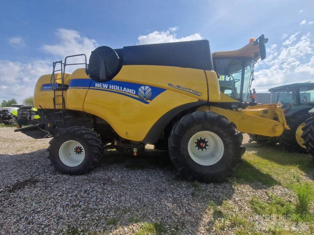 New Holland CX 8090 Leikkuupuimurit